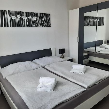 Apartman Ela Villa Skalna ภายนอก รูปภาพ