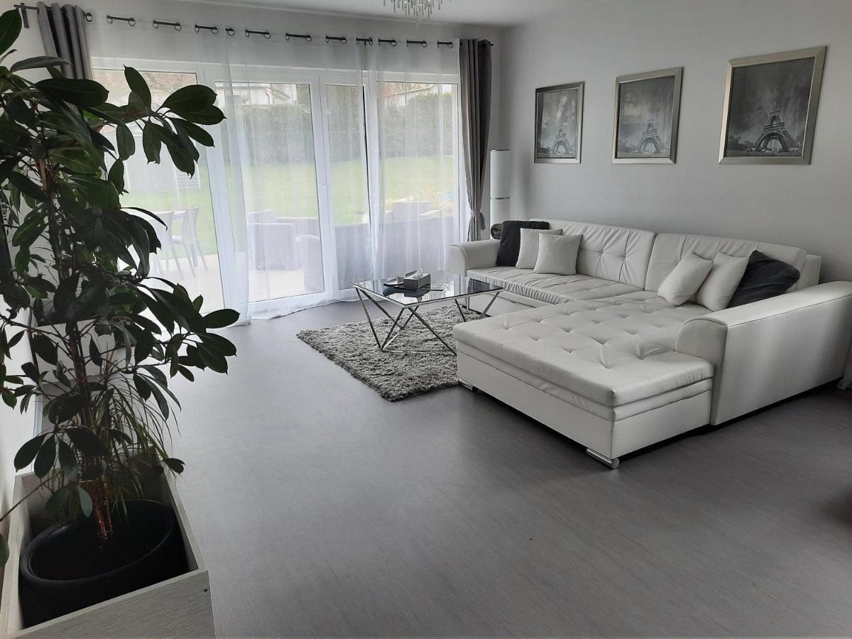 Apartman Ela Villa Skalna ภายนอก รูปภาพ